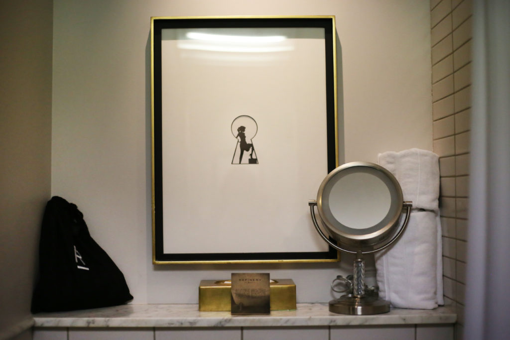 Refinery Hotel NYC - A Pearl Kind of Girl