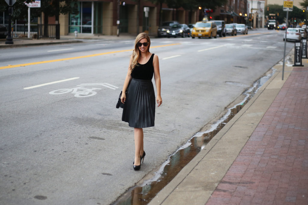 Velvet and Leather - A Pearl Kind of Girl 