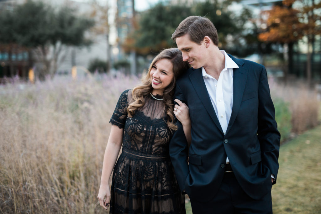 Engagement Photos - A Pearl Kind of Girl 