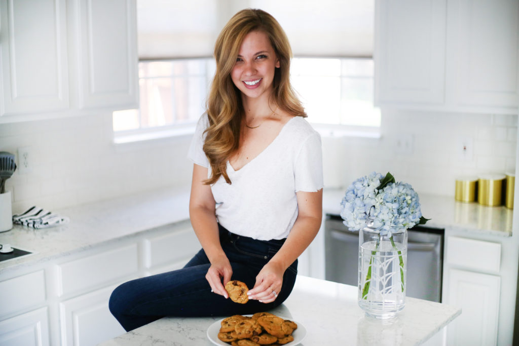 Chocolate Chip Cookies - A Pearl Kind of Girl 