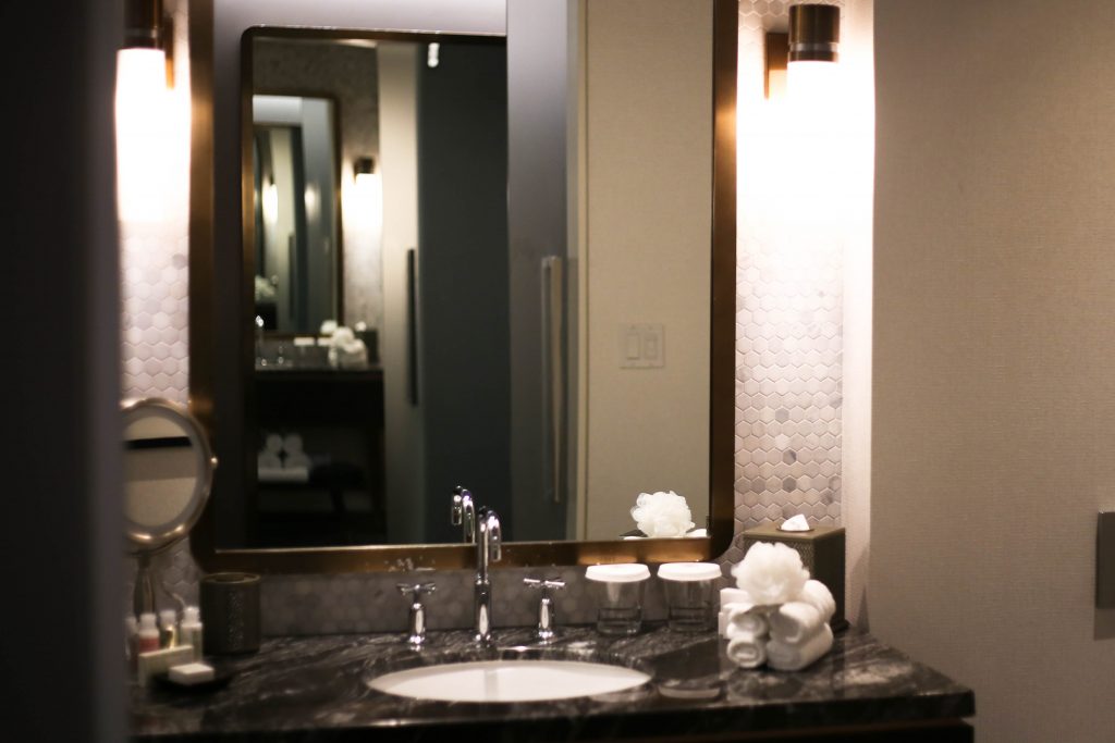 LondonHouse Chicago - A Pearl Kind of Girl Bathroom at LondonHouse Chicago