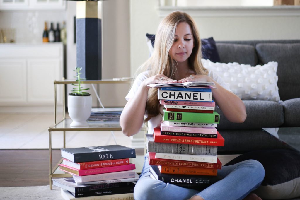 Coffee Table Books - A Pearl Kind of Girl 