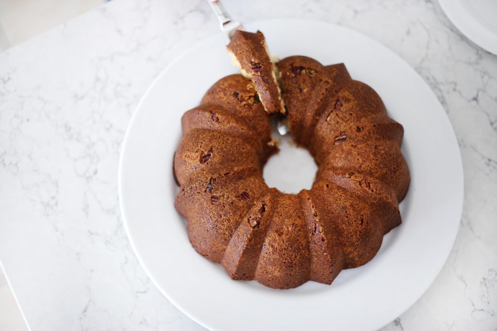 Sour Cream Coffee Cake - A Pearl Kind of Girl 
