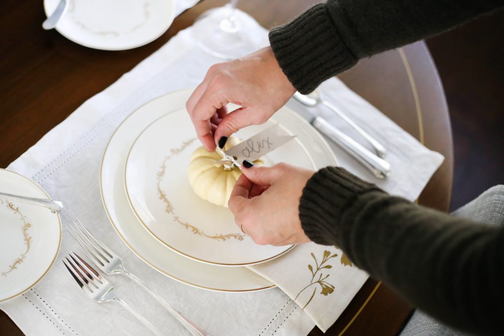 Thanksgiving Table - A Pearl Kind of Girl pumkin place cards