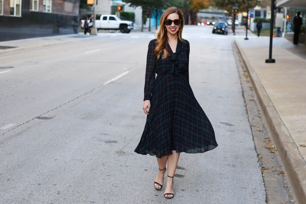 Plaid Dress - A Pearl Kind of Girl 