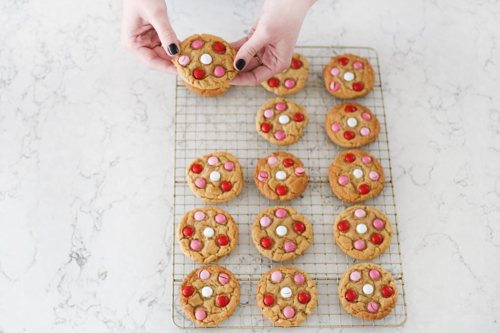M&M Cookies - A Pearl Kind of Girl 