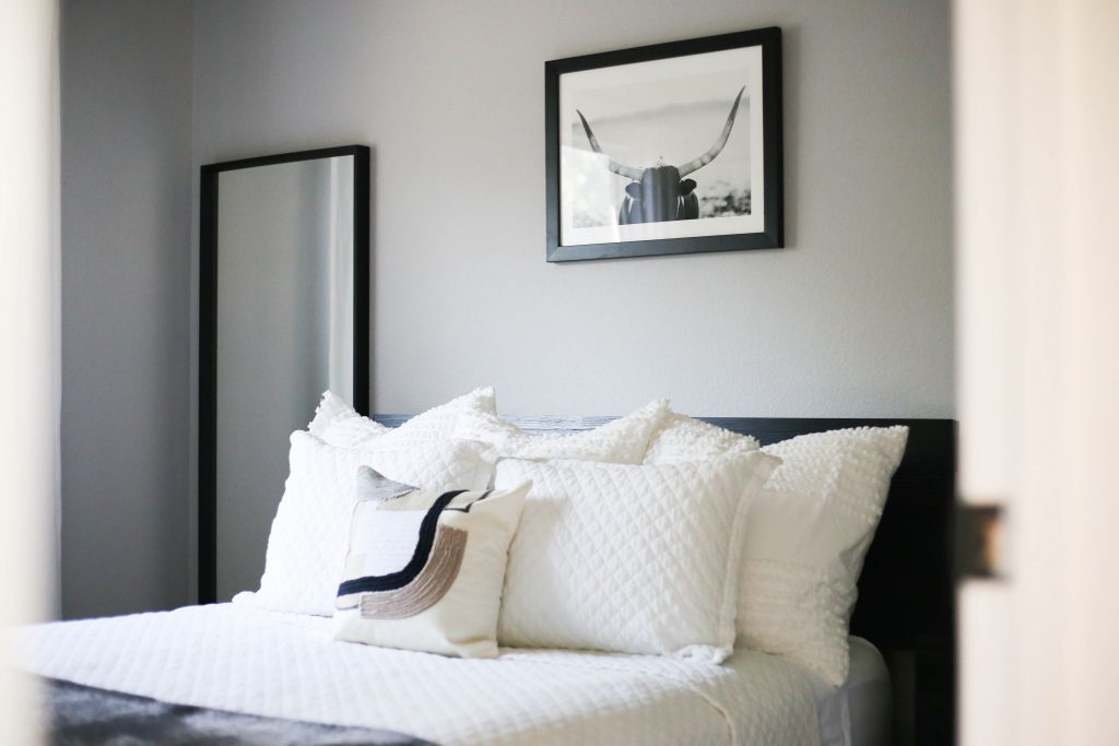 Guest Room Before & After - A Pearl Kind of Girl 