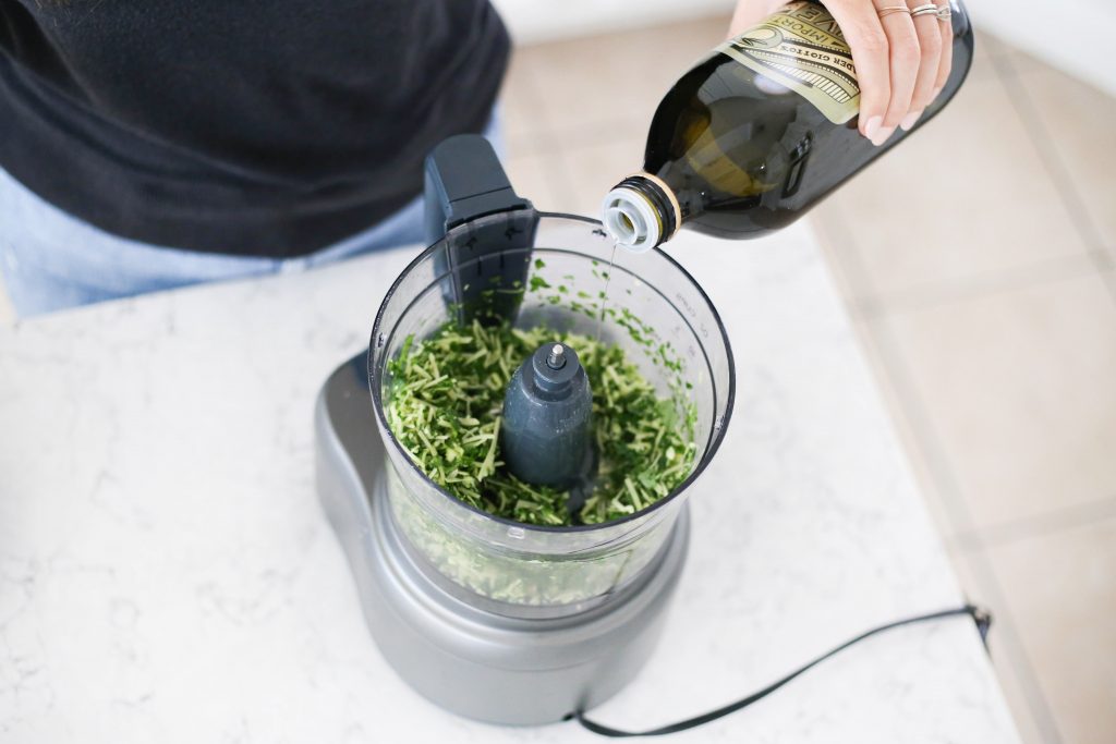 Pumpkin Seed Pesto - A Pearl Kind of Girl 