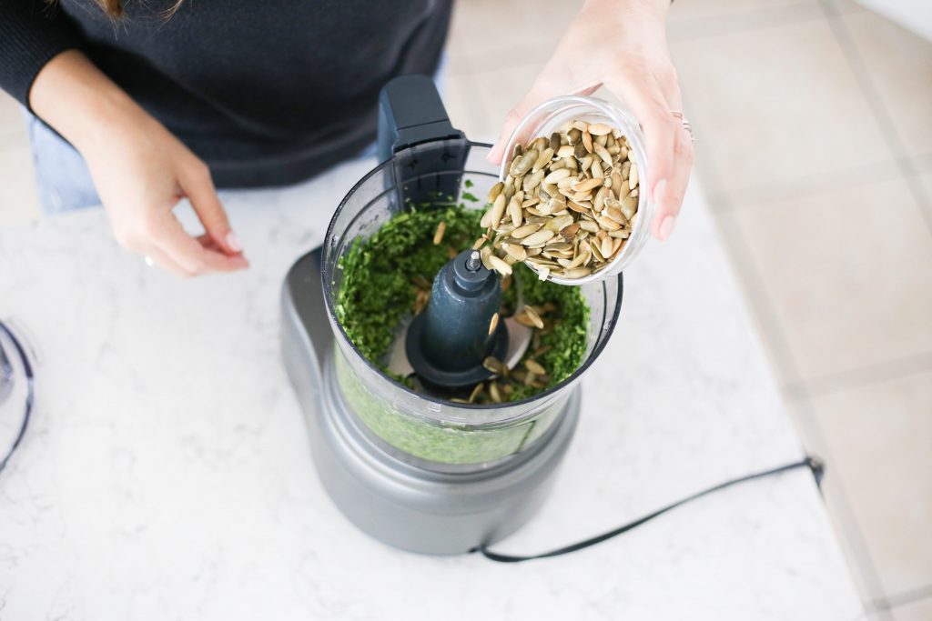 Pumpkin Seed Pesto - A Pearl Kind of Girl 