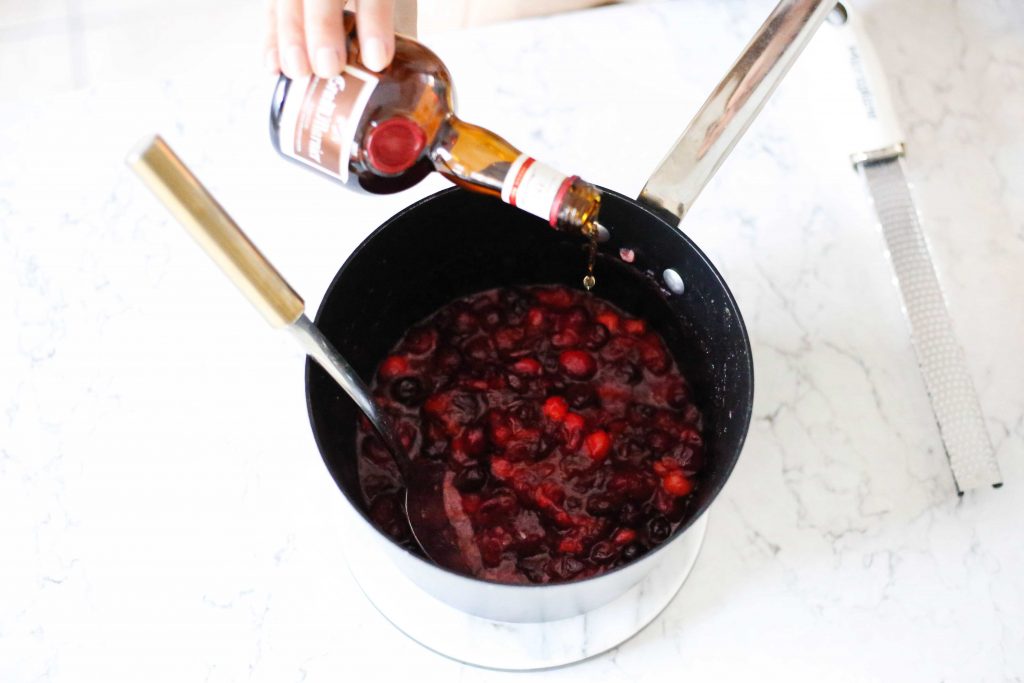 Cranberry Sauce - A Pearl Kind of Girl 