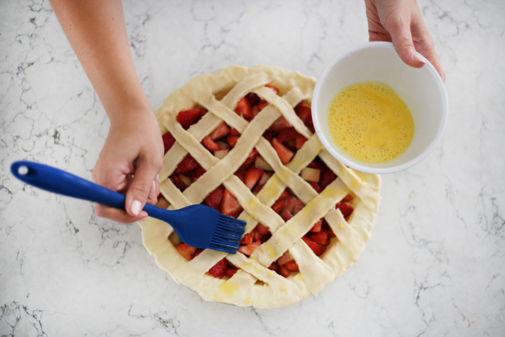 Strawberry Rhubarb Pie - A Pearl Kind of Girl 
